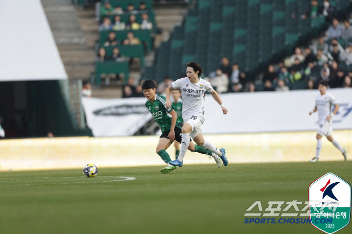 "김경민 딸깍 극장골!" 강원,파상공세 전북에 1대0승...전북전 5연승…