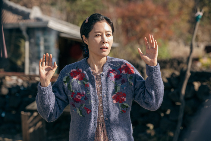 아이유♥박보검 부모됐다..'폭싹 속았수다' 여름 맞은 2막 예고