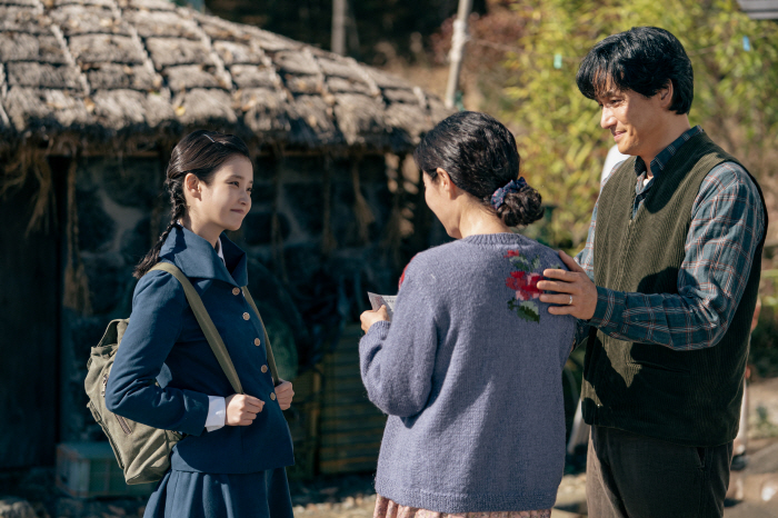 아이유♥박보검 부모됐다..'폭싹 속았수다' 여름 맞은 2막 예고