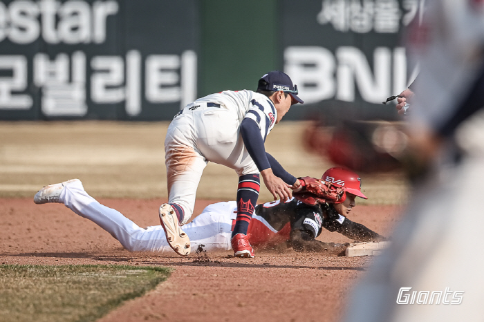 174일만의 공식전→부상 후유증 없다! 'ML급 송구' 5년차 포수, 유…