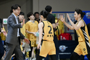 [현장인터뷰] 김완수 KB스타즈 감독, 