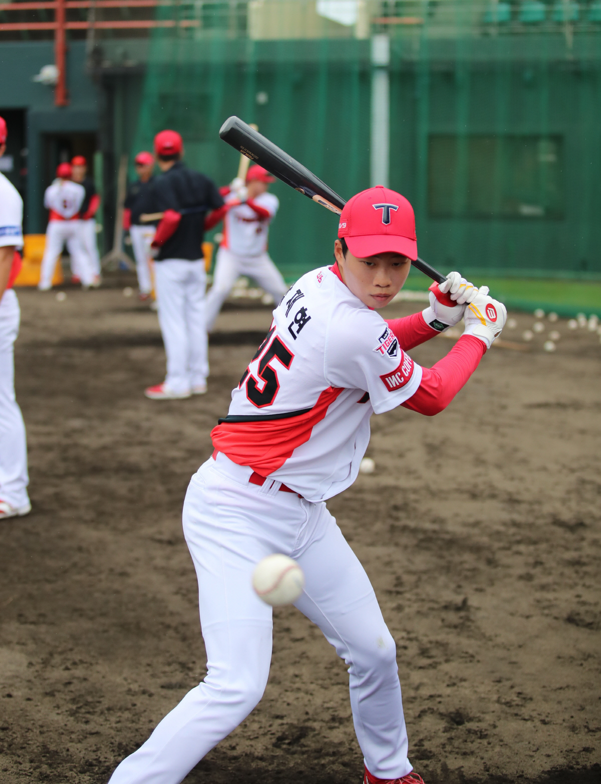 "KIA에 물건이 나타났다" 첫 선발 내보냈더니, 3출루 해버리네...1…