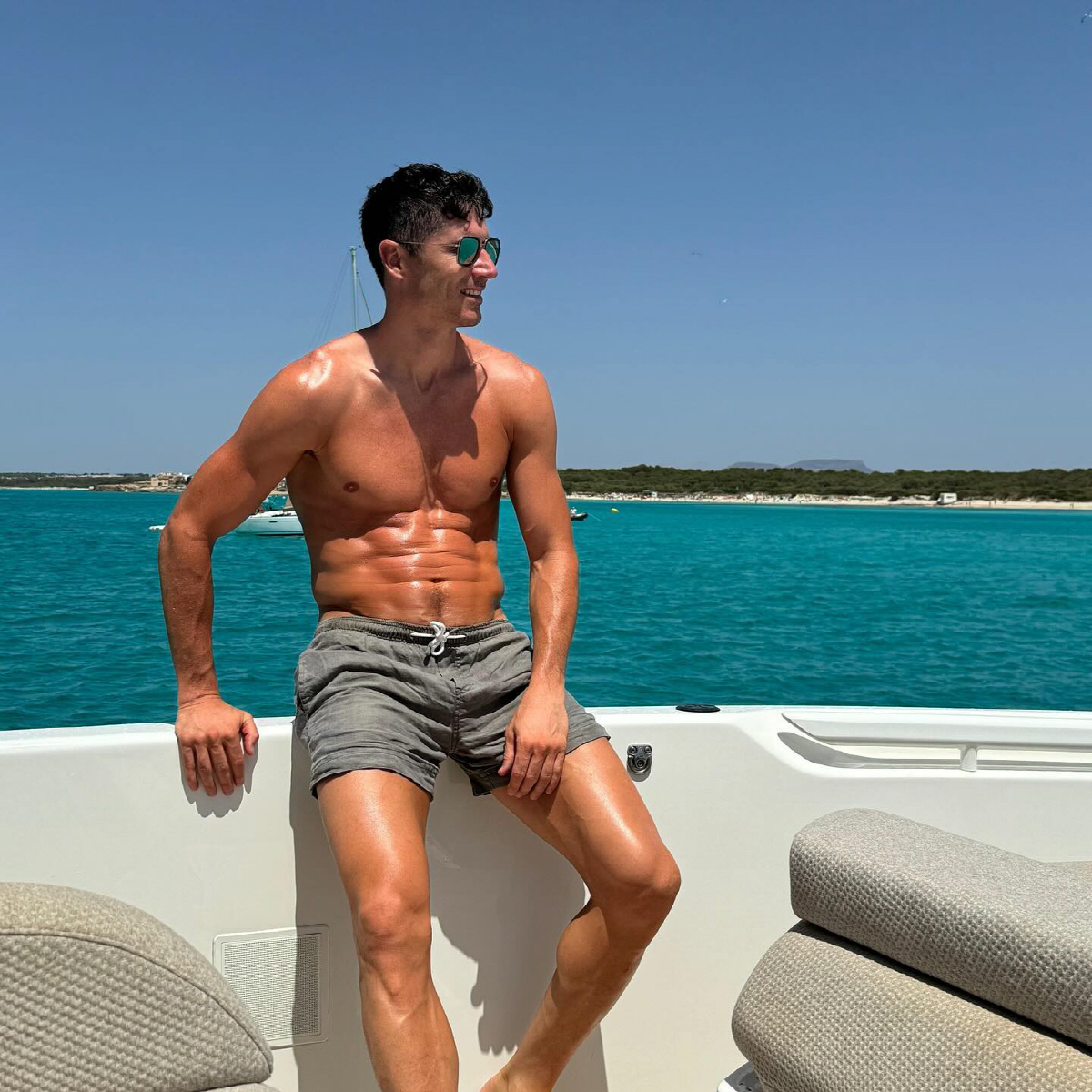 "인생 최고 연봉 받을 기회"→"아니! 난 여기가 좋아"...낭만부터 챙…