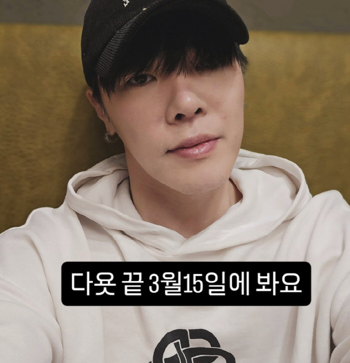 故 휘성, 공연 5일 앞두고 떠났다…슬픔에 잠긴 연예계 "안타깝고 미안해"