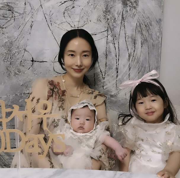 '의사♥' 이정현, 44세에 둘째 출산하더니...100일만 또 경사 전했…