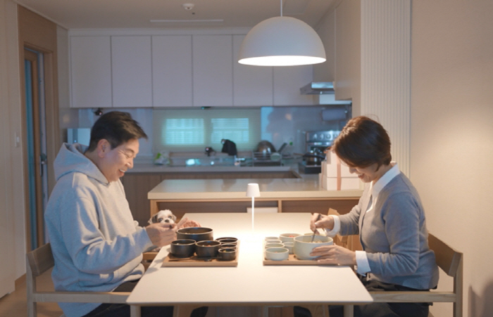 김일우♥박선영, '실제 연인 발전' 가능성 있다...집 데이트 중 "뽀뽀…