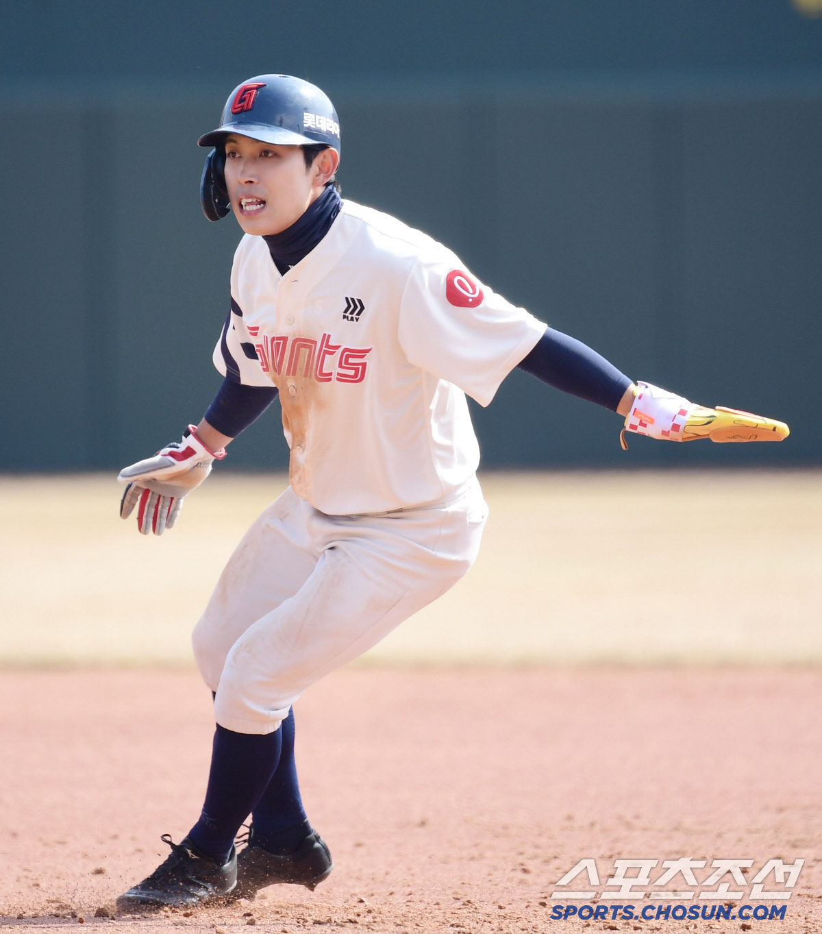 "생각이 많이 달라졌다" 똑딱이→돌격대장 진화, 시범경기 5할 맹타…'마…