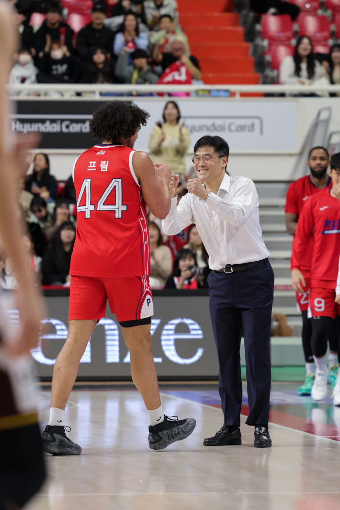 "퇴출에서 수호신으로…",'프로불만러' 프림의 개과천선 스토리…감독 최후…