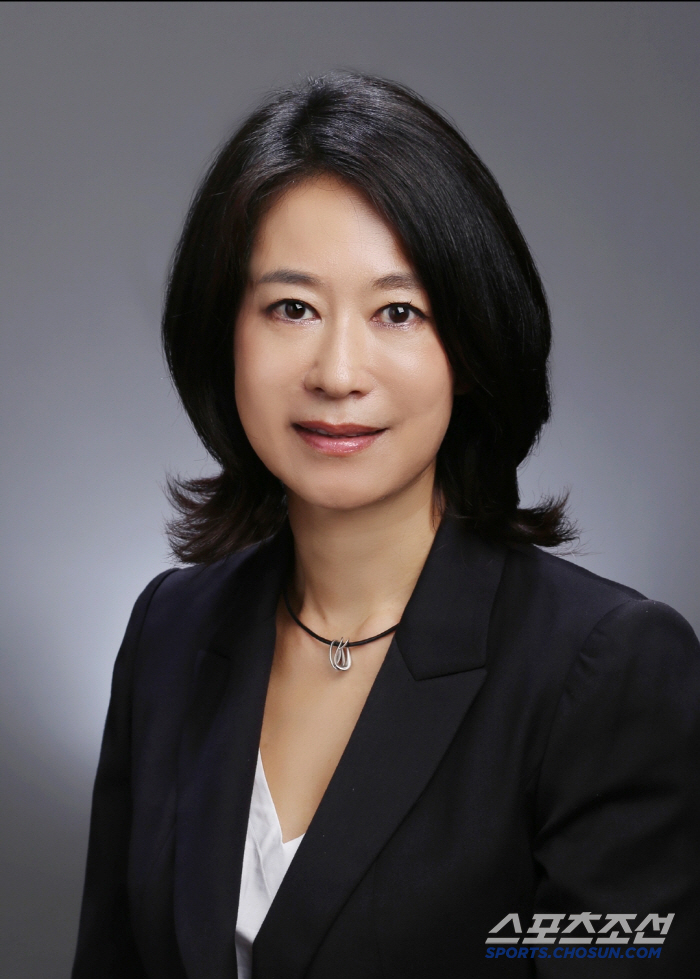 '김나미,그녀가 돌아왔다!' 대한체육회 첫 여성사무총장 시대 "유리천장 …