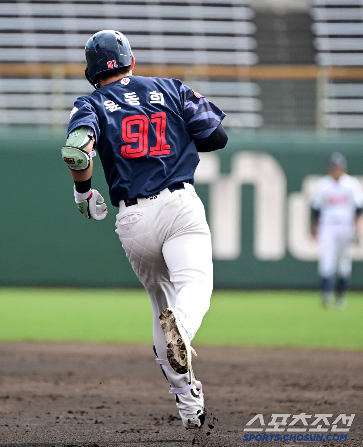 "2년차만 넘기면 괜찮겠지 했는데..." 윤동희도 알았다. 왜 잘하는 선…