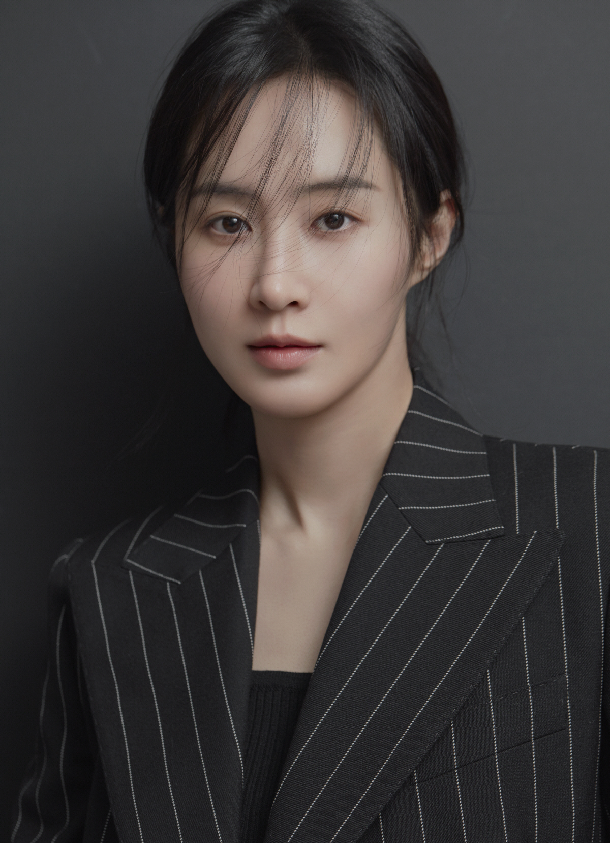 [SC인터뷰] "임신 중에 흡연까지"…'침범' 권유리, 예쁨 벗고 거친 …