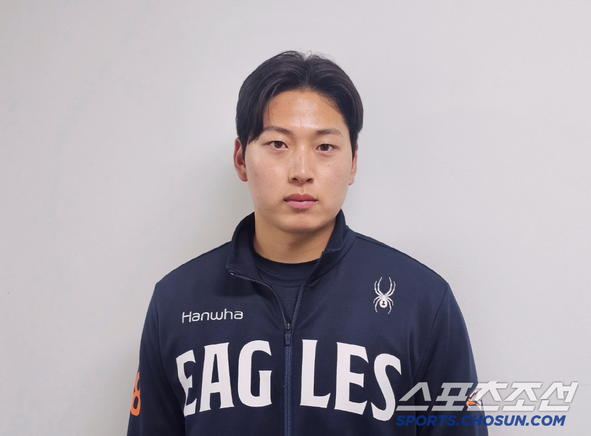 "구속 3㎞ 늘면 기회 줄게"→6㎏ 찌우며 '목표 달성'…'역대 11번째…