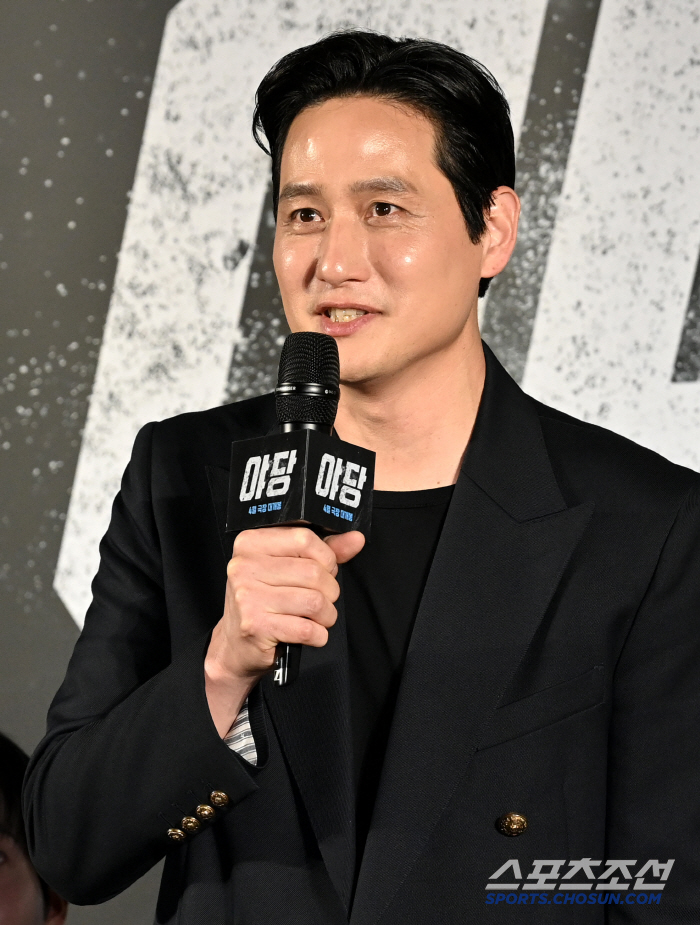 [SC현장] 검사 된 유해진, 이렇게 안 궁금할 수가…'야당'서 안 맞는…