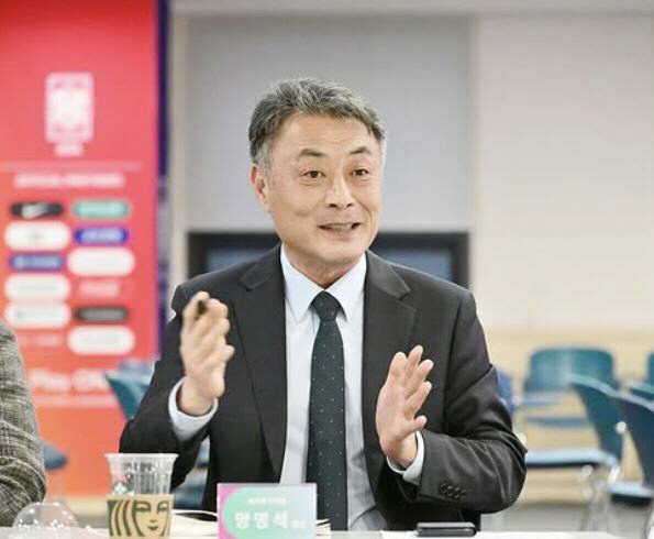 '천안서 급상경'정몽규 회장의 여자축구 깜짝 간담회,소통 행보의 시작 "…