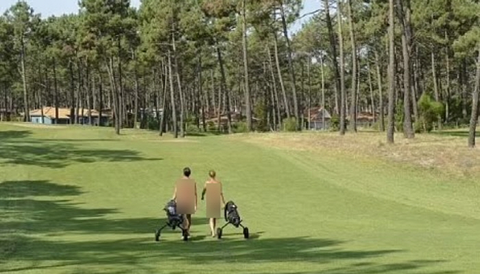 지구상 유일한 '나체 골프장'…신체 접촉·음란 행위는 금지