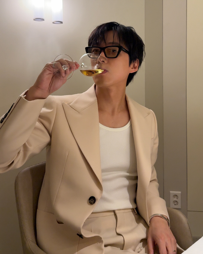 남궁민, ♥진아름 앞에선 '애교쟁이' 남편...둘만의 럭셔리 생일파티