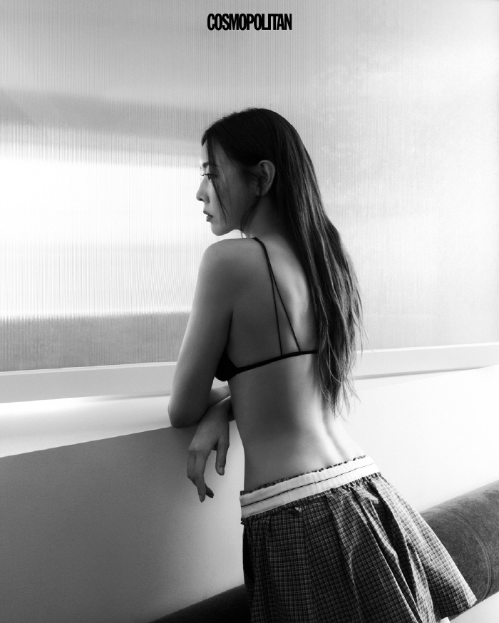 한혜진, '27시간 공복' 후 완성한 복근+볼륨 몸매..."다이어트 성공…