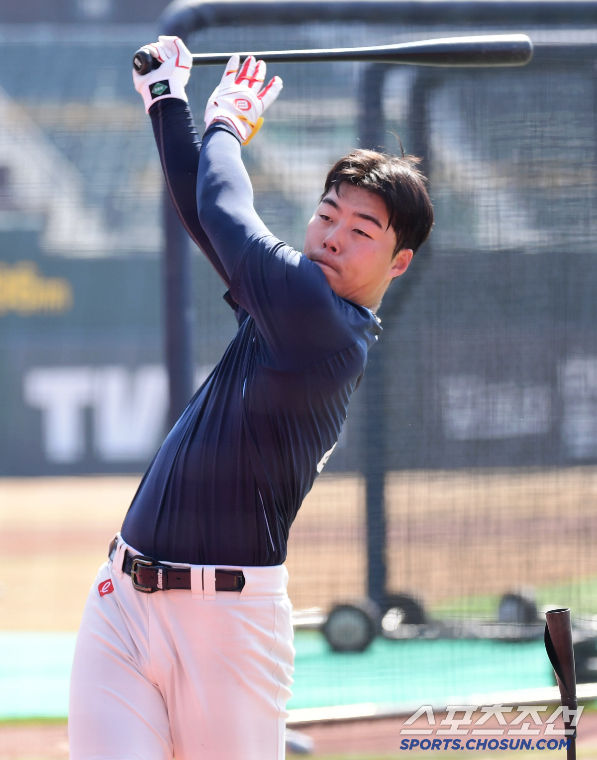 특타 참여→선발 출격! "이상없다" 日다녀온 고승민. 2번 지명타자 출격…
