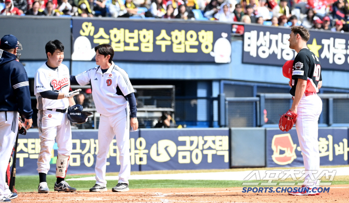 '아찔 헤드샷' 미안했을까. KIA 네일, '순둥이 멘탈' 우짜쓰까잉..…