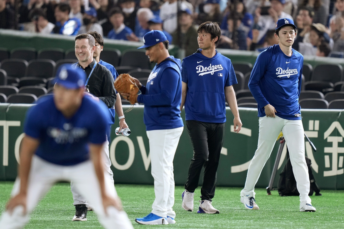 비틀스보다 더한 '오타니' 열풍, 훈련보려고 20만명 줄서고, 티켓 가격…