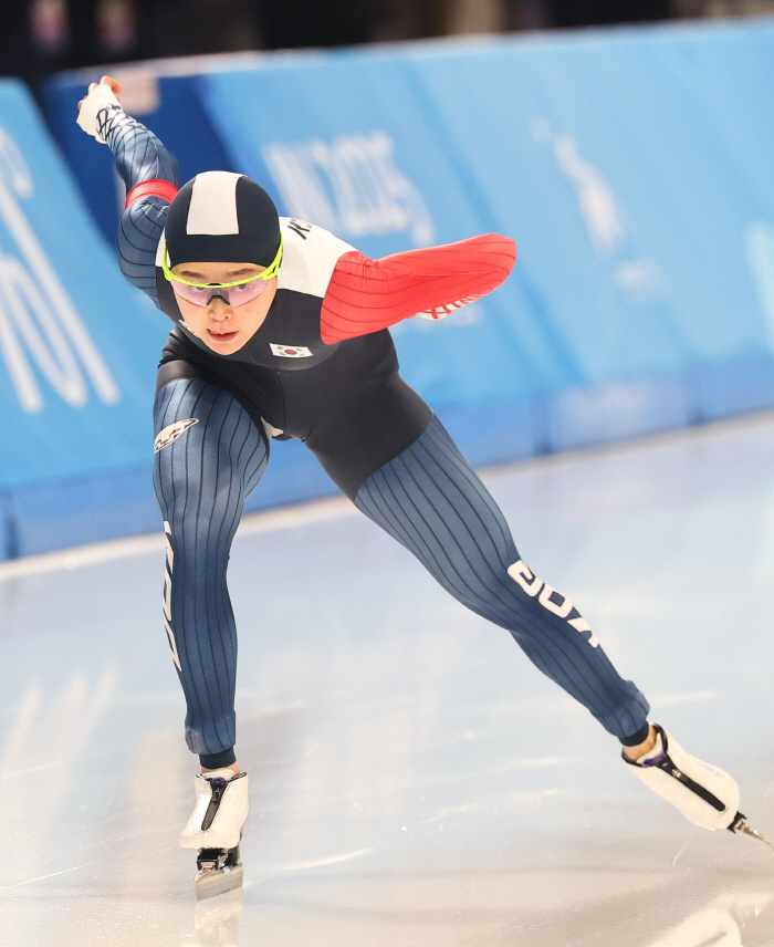 "新빙속여제 또 해냈다!" 김민선,종목별세계선수권 500m 빛나는 銅!