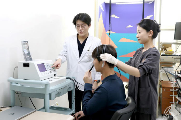 일산백병원, '이관기능검사기' 수도권 최초 도입…난청·이명·중이염 등 정…