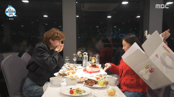 박나래 "도배 배운 이유? 할머니 집 직접 고쳐주고파" 애틋한 효심 ('…