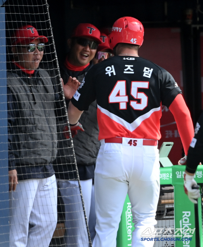 "강렬했죠" '24.7도-179.8㎞' 침묵하던 ML 88홈런 거포, 잠…
