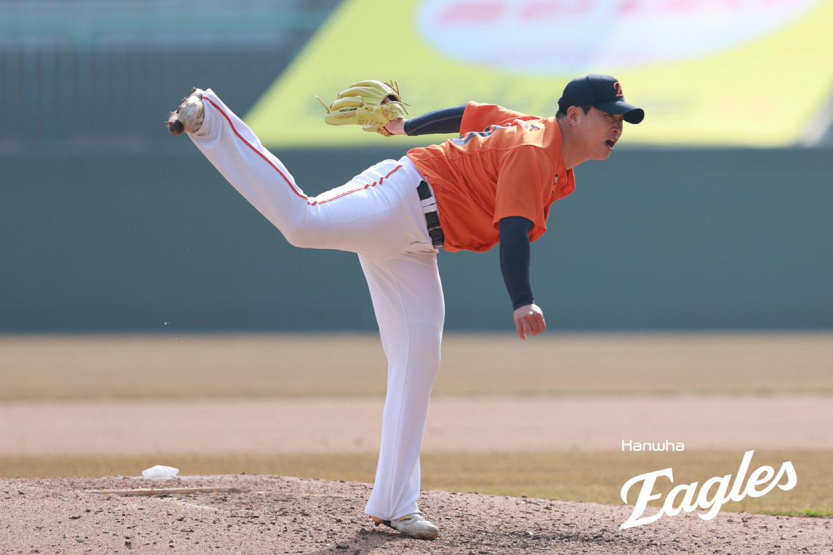 726일만에 선 1군 마운드 '울컥'→팔꿈치 수술만 4번, "1군에서 한…