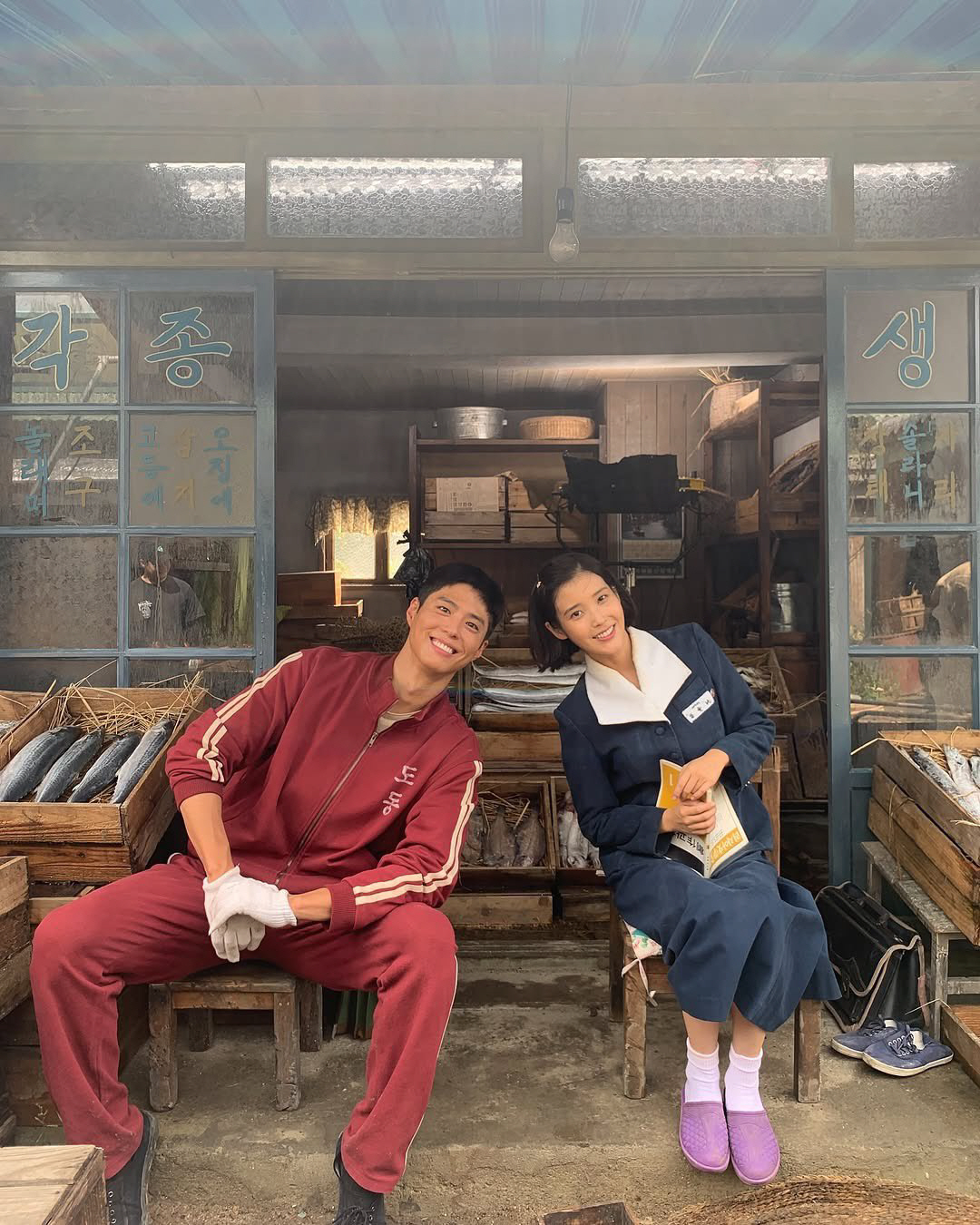 박보검 ♥아이유와 첫 키스하던 날..'폭싹' 비하인드샷 공개 [종합]