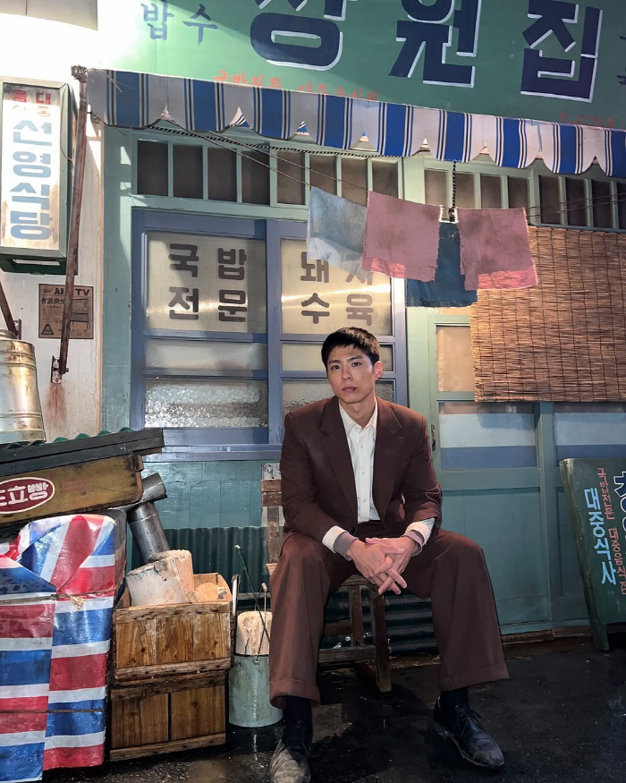 박보검 ♥아이유와 첫 키스하던 날..'폭싹' 비하인드샷 공개 [종합]