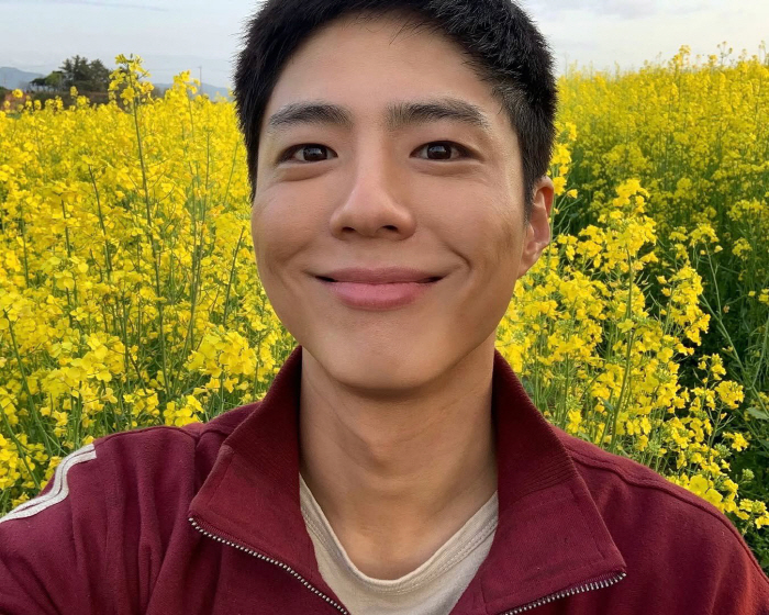 박보검 ♥아이유와 첫 키스하던 날..'폭싹' 비하인드샷 공개 [종합]