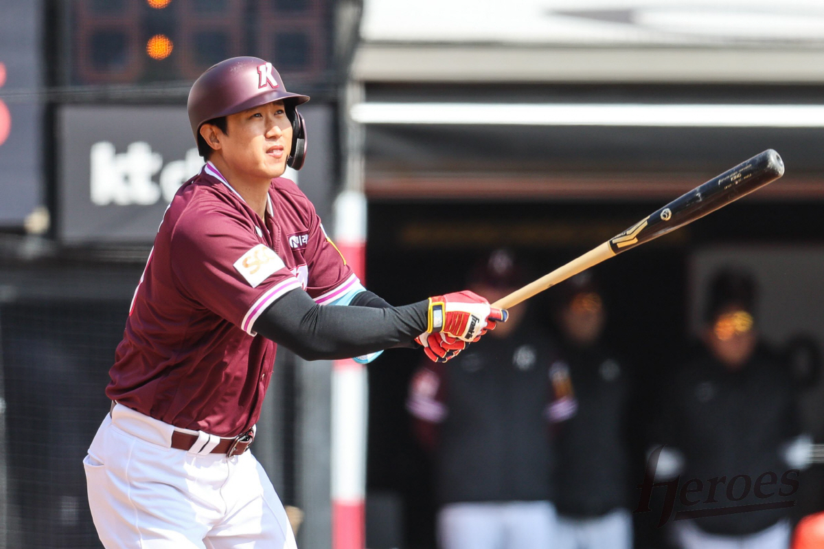 이 무슨 가혹한 운명인가 → '92홈런 방출생' 쓰러진 날, 그를 맞힌 …