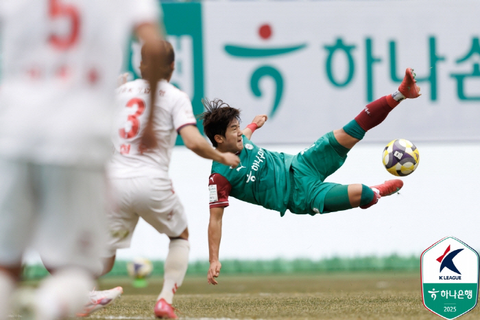 [속보]최연소 프리미어리거가 뜬다! "윤도영, 금일 英 출국→브라이턴 이…