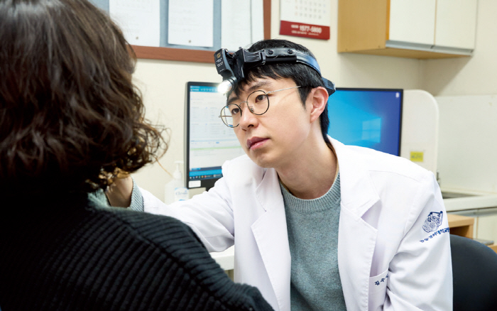 먹고 말하고 숨쉬는 기능 위협 '두경부암', 성관계로도 전파
