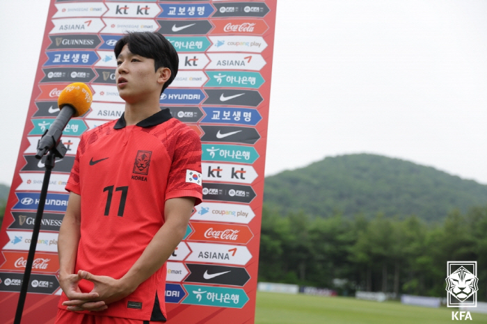 '한국 국가대표' 최고 유망주 끝장 '코리안 더비'...충격의 3부 강등…