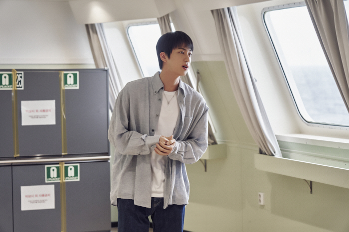 BTS 진 "새로운 경험 기대돼"..'대환장 기안장' 오픈 예고