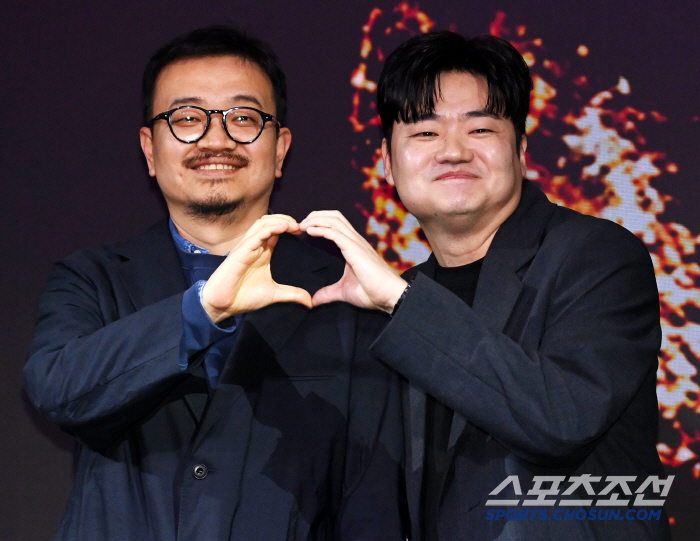 '계시록' 신민재 "연상호 감독과 닮은꼴 외모? 인정하지만.."