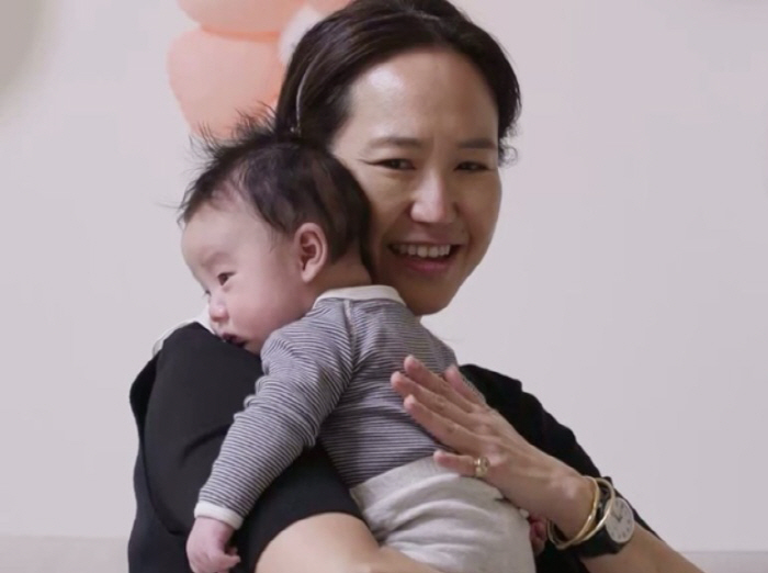 '최민수♥' 강주은, 55세에 '할머니'됐다…"다른 사람 부르는 줄"(슈돌)