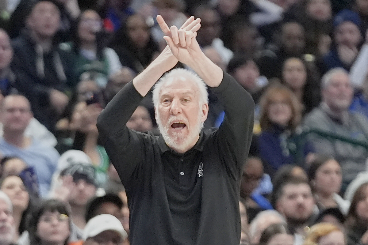 "최고의 인간, 내 색깔은 불필요" NBA 전설적 감독 포포비치의 진면모…