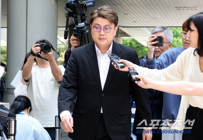 [공식]검찰, 김호중 2심도 징역 3년 6개월 구형…김호중 "사회적 물의 죄송"