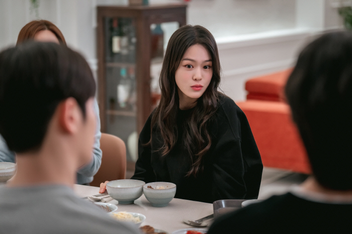 한성민, '빌런의 나라' 출연..첫 시트콤서 MZ력 발산