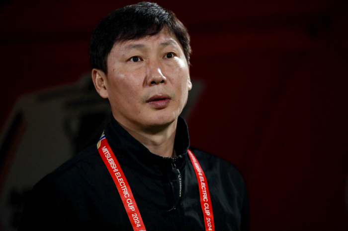 [공식발표]'식사마 댄스' 부르는 베트남 축구 대박사건, 프랑스 출신 레…