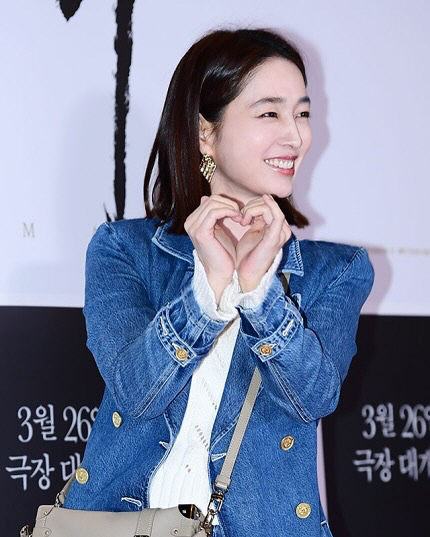 '이병헌♥' 이민정, 남편 신작 '승부'에 힘실었다.."바둑 몰라도 재밌음. 많관부"