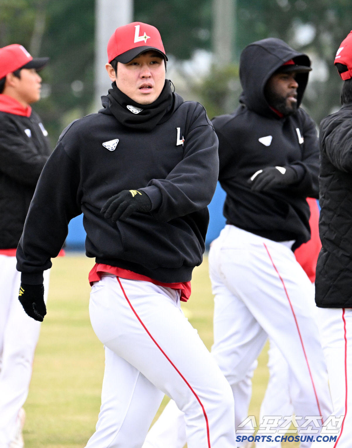 세계에서 가장 빠른 개막이 문제? 한파에 터진 햄스트링, 쉽게 볼 일 아…
