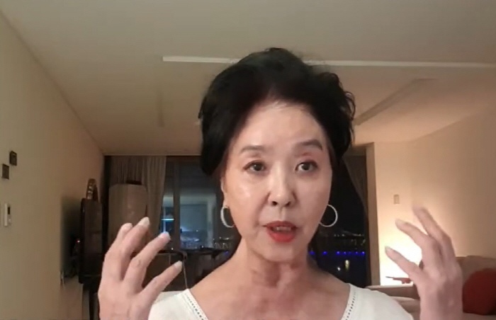 김부선 "김수현, 연쇄살인마보다 못한 취급..당신들은 연애 안하고 거짓말…