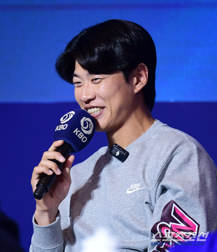 2행시인데 "삼""성"이라니... "엔간하면..."즈응말 잘한다" 주장들…