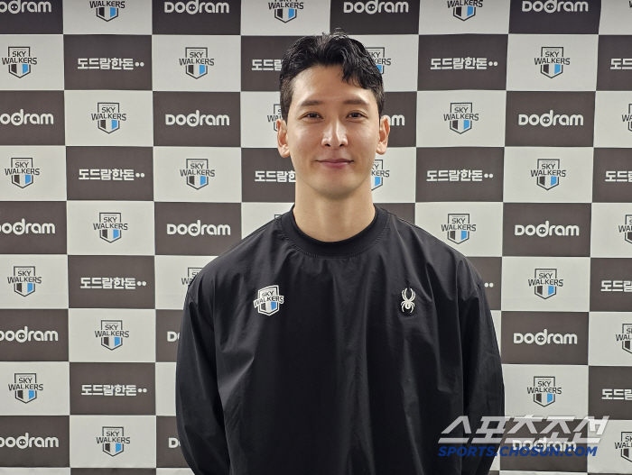 '은퇴' 문성민, 챔프전 안 뛴다 "선수로는 오늘이 마지막…홈팬들께 인사…