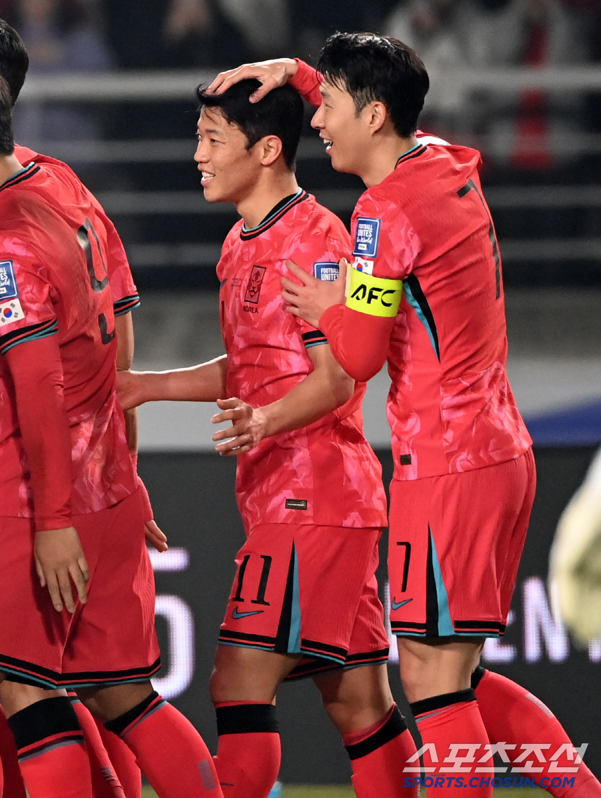 [오만전 현장리뷰]초비상 '이강인 부상 OUT' 황희찬 선제골→아쉬운 동…