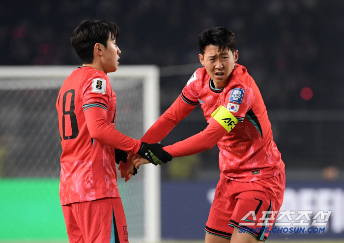 [오만전 현장리뷰]초비상 '이강인 부상 OUT' 황희찬 선제골→아쉬운 동…